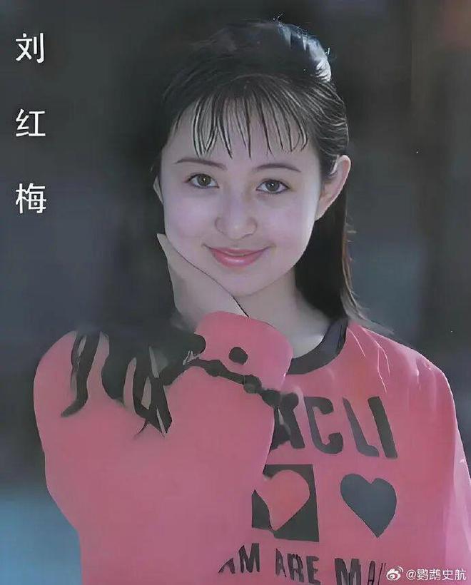 沦为全球最短命舰载机!歼
