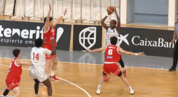 杜兰特：很高兴能在中国赛迎来欧文的复出之战 期待与他同场竞技