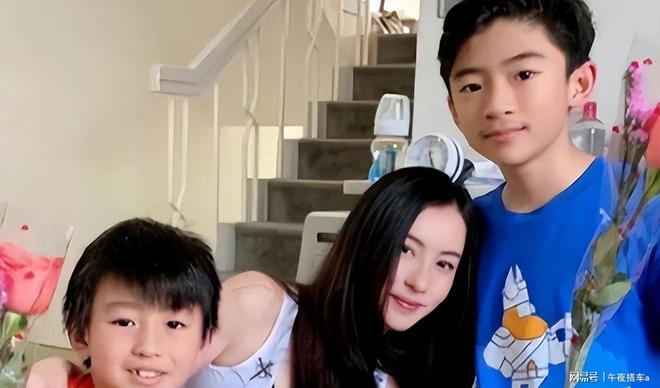 体坛午爆｜三人离开中国男篮集训营，利物浦租借签下阿劳霍